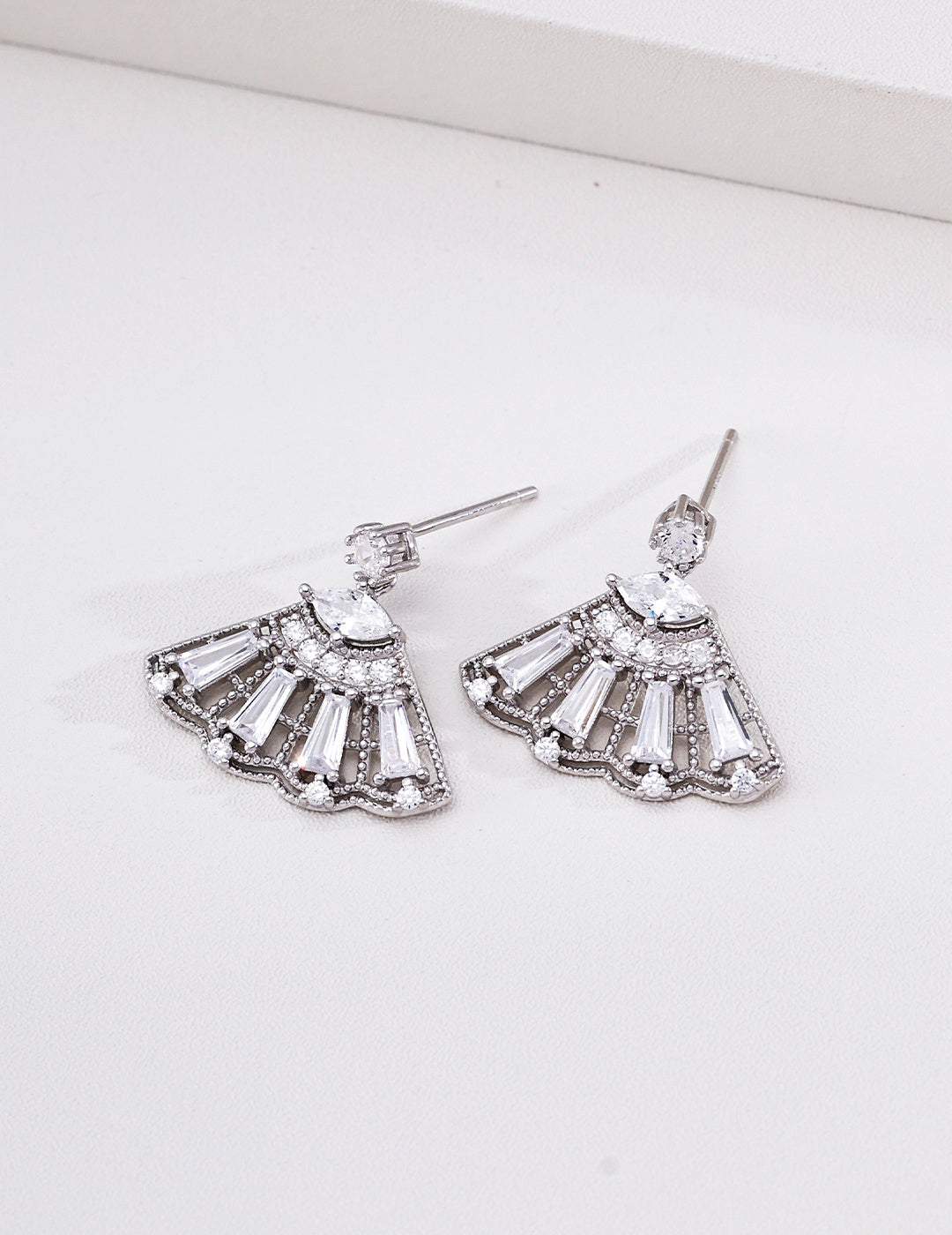 S925 Sterling Silver Fan Shaped Drop Earrings Cubic Zirconia Dangle Earrings for Women