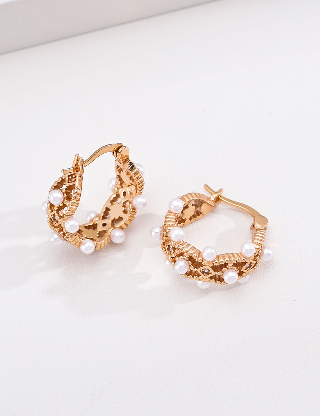 Retro S925 Silver Vintage Imitation Pearl Beaded Hoop Earrings